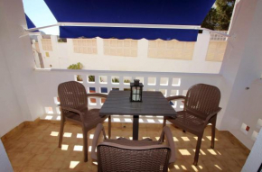 Estudio Tres Pinos Piscina Junto al mar